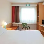Ibis Hotel