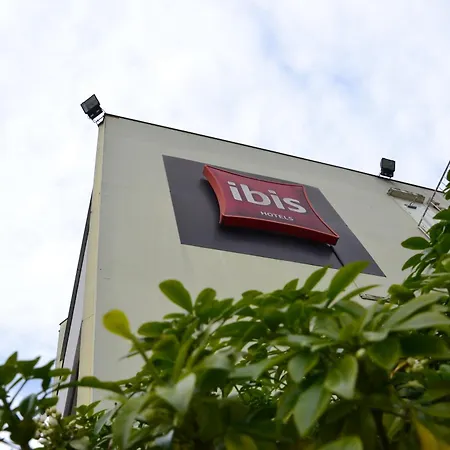 Ibis 호텔 3*