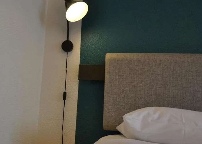 Ibis 3*