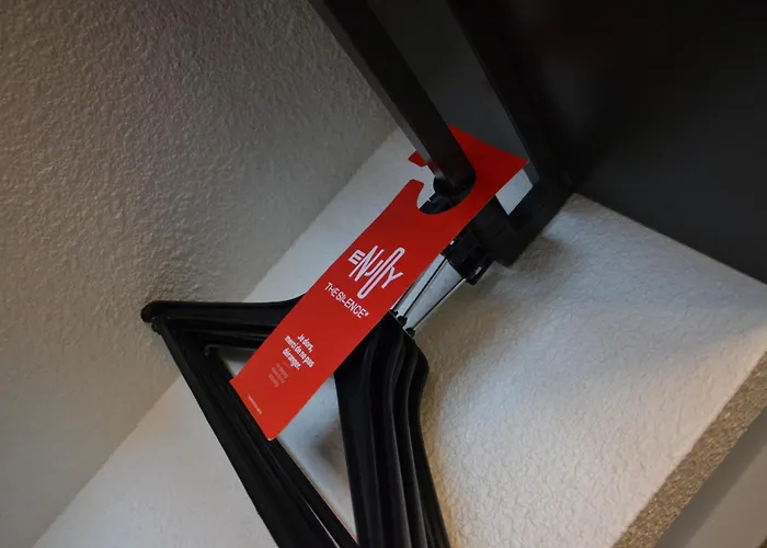 Ibis 3*