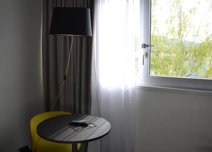 Ibis 3* Шамбери