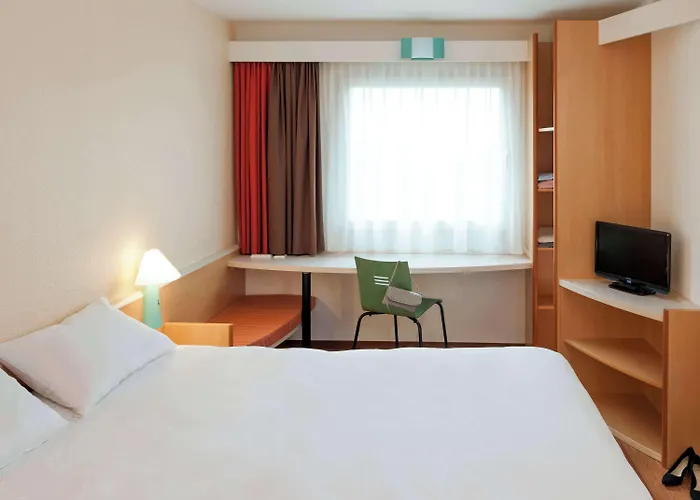 Ibis Отель
