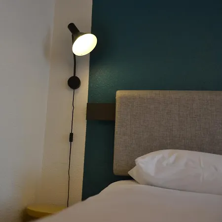 Ibis 3*