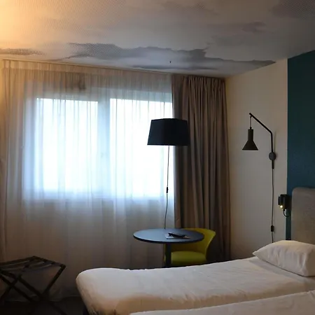 Ibis 3*