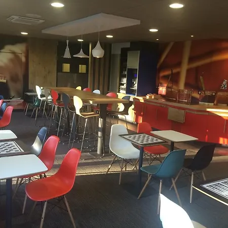 Ibis Hotel 3*