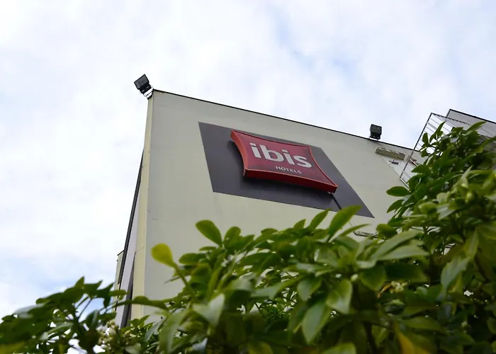 Ibis Hotel 3*